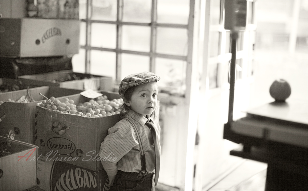 Stamford, CT editorial children photographer - Photograph of a little boy at the store