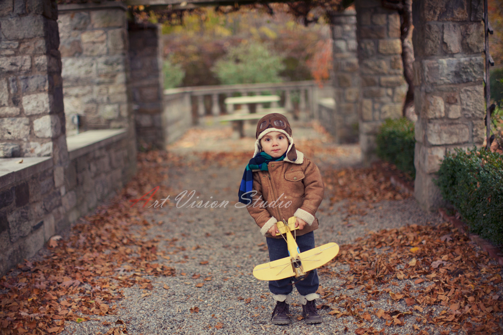 Stamford, CT toddler photographer - Pilot themed photography session for a boy in CT