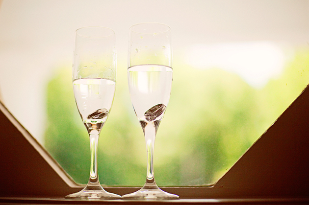 Wedding rings in champagne glasses-creative wedding details