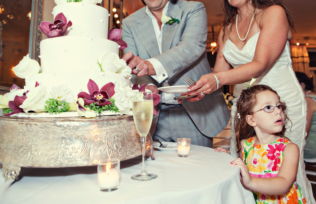 Cutting the wedding cake photos- Darien wedding photographer
