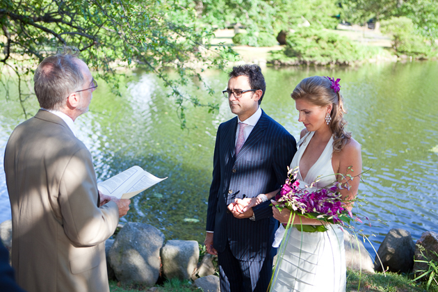 Wedding ceremony by the  lake - Binney park wedding