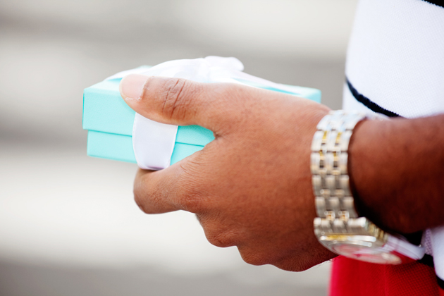 Turquoise Tiffany box- Engagement session photography in CT