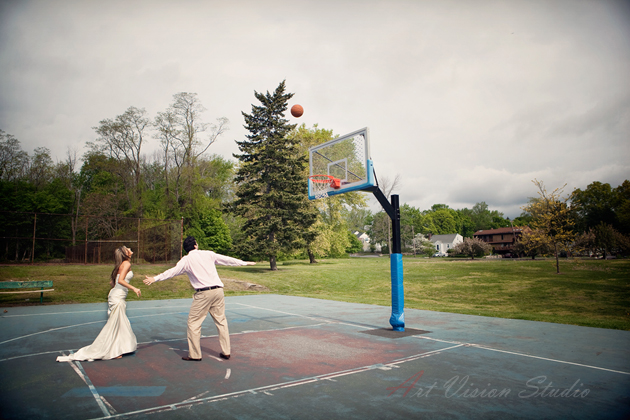 Trash the dress photography - playing basketball