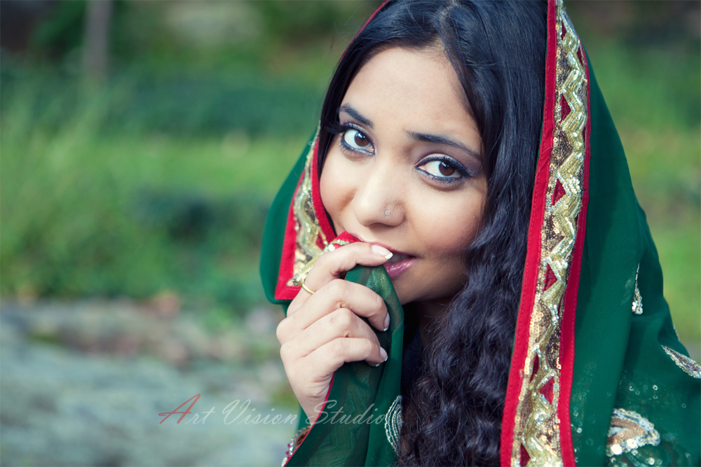 Traditional Indian fashion model - CT model photographer