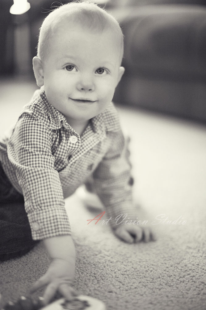 Baby portrait photographer in Connecticut - Baby black and white photography in CT