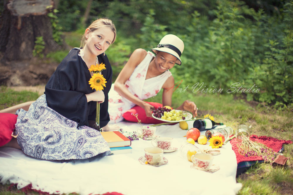 Natural light photographer in Stamford, CT - Picnic themed photo session in CT