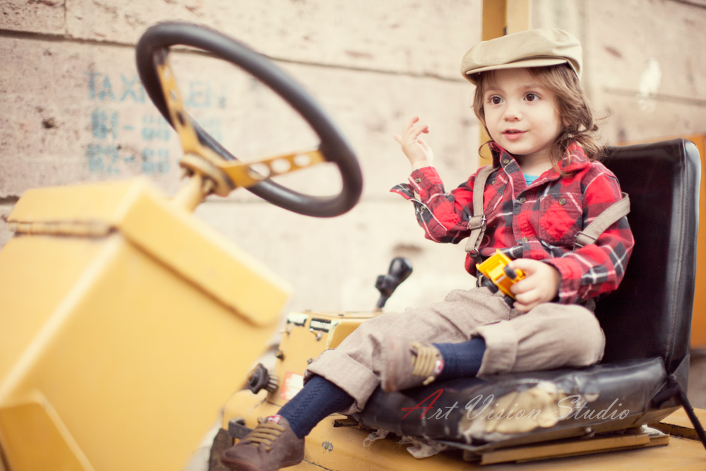 CT on location kids photographer - Themed kids photography sessions in Stamford, CT