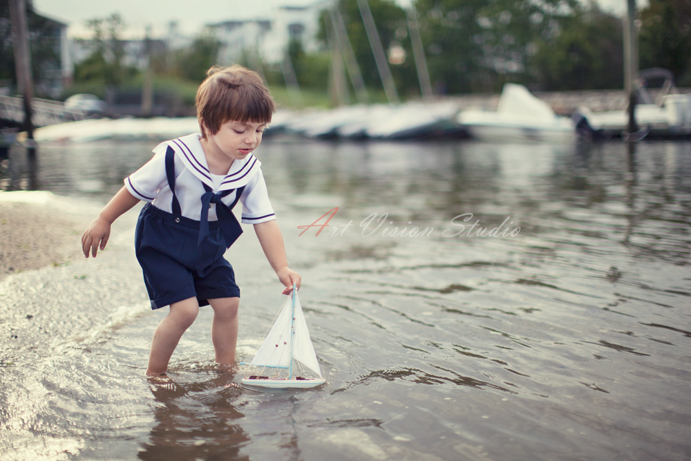 Stamford, CT creative toddler photography ideas - Vintage sailor themed toddler photography in CT