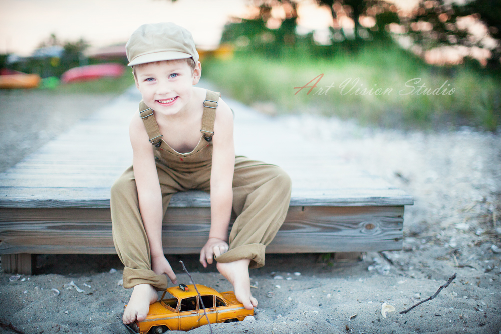 Artistic kids photographer - Themed children photography sessions