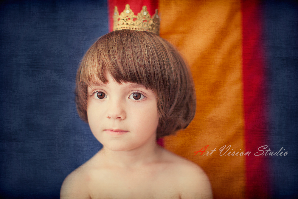 Kids by Art Vision Studio photography - A little prince photograpjy session