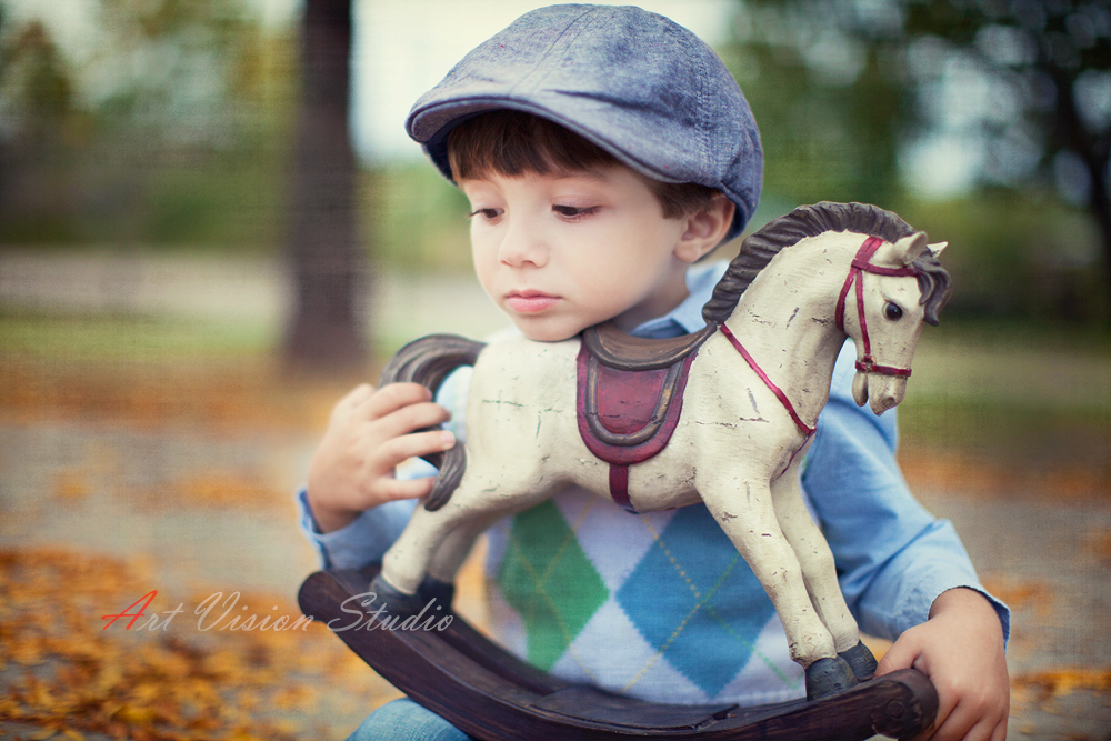  Themed fall photography session by Art Vision Studio - Vintage styled photography for kids