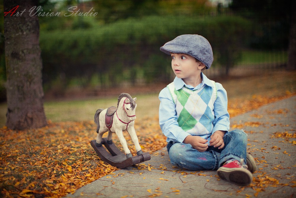 Themed childrens photography sessions - Kids photographer