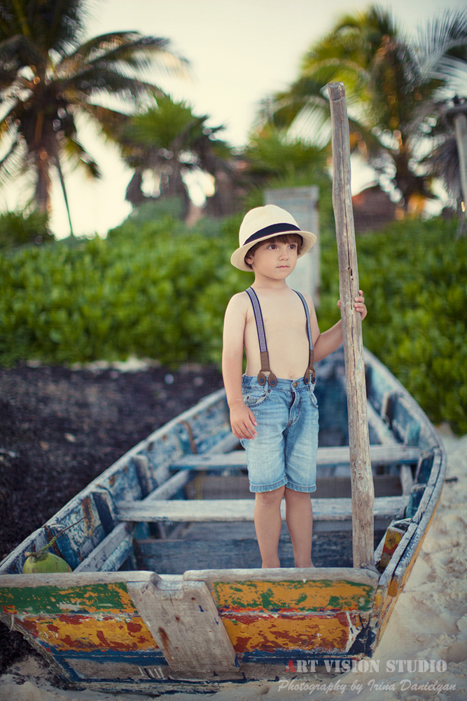 Professional
                                        children's photography: Mexico, Playa Del Carmen